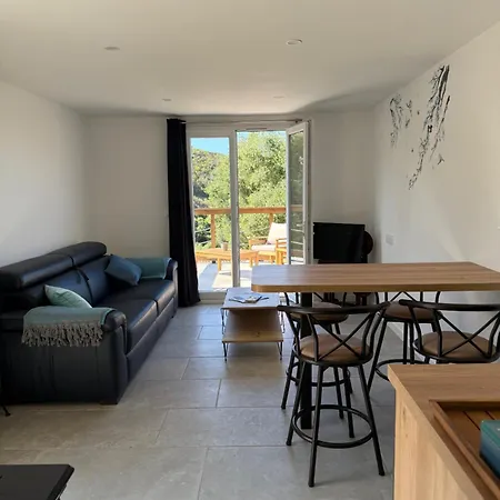 Apartament Les Oulivastres Hyères